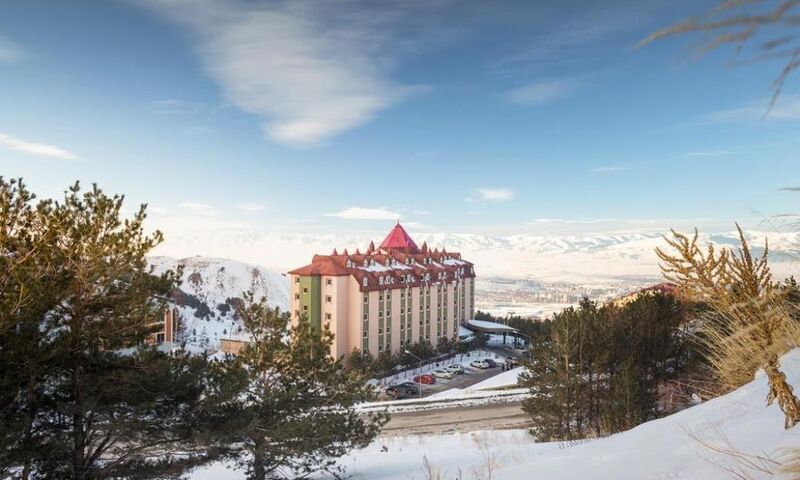 Palan Hotel Ski & Convention Resort