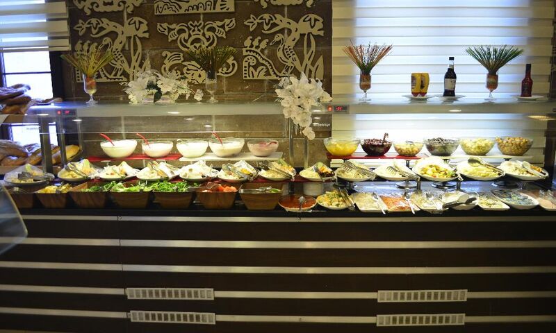 White Park Otel