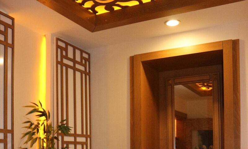 White Park Otel